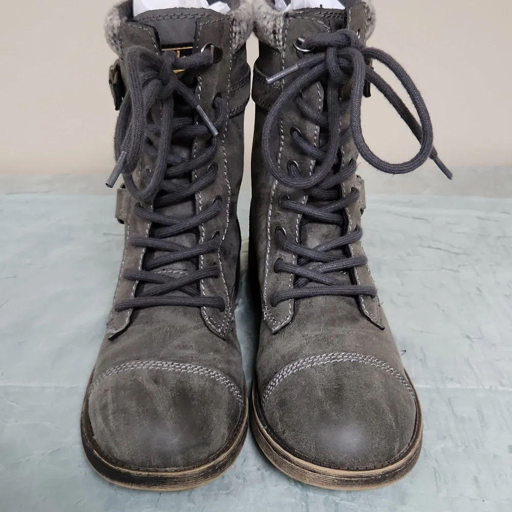 Rocket Dog Thunder Gray Leather Boots women's Size 11 - Picture 2 of 11